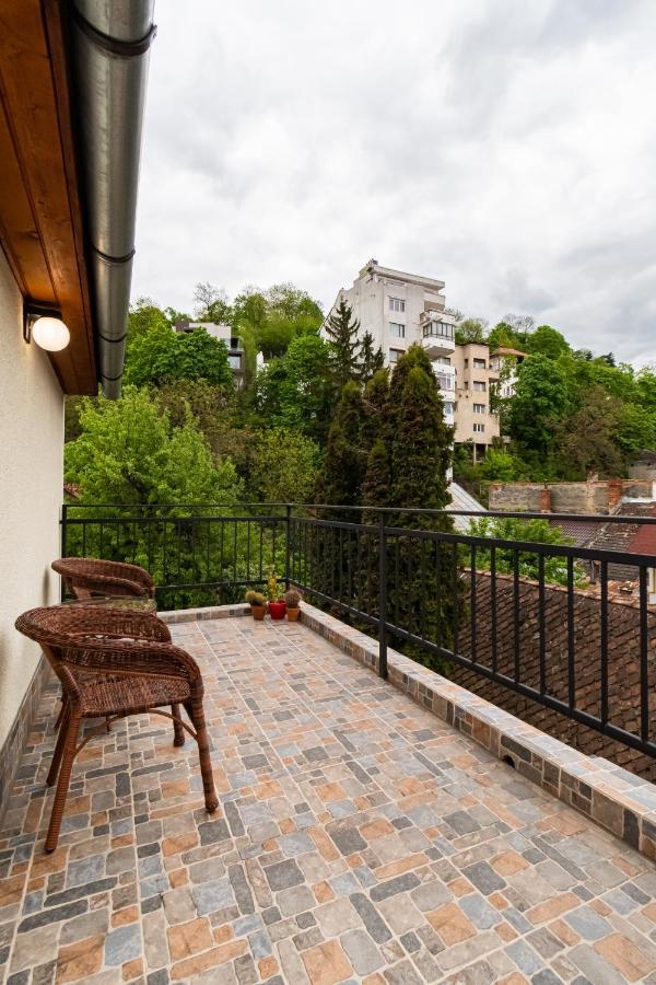 Residence 48 Beautiful Building Within Moments From The Old Town Of Braszów Zewnętrze zdjęcie